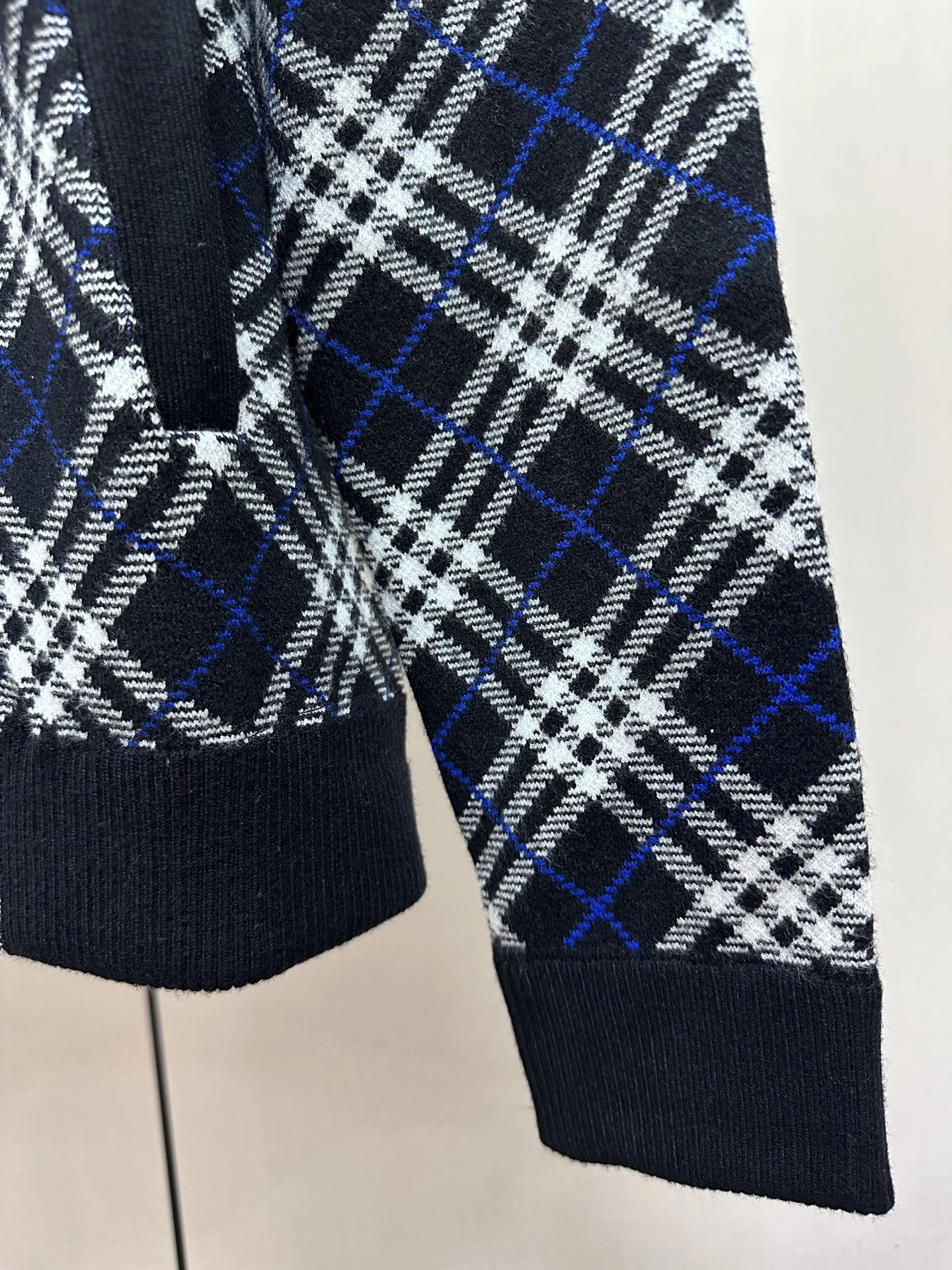 wg.luxury-- 2ur25rry wool item: E-F431I2906